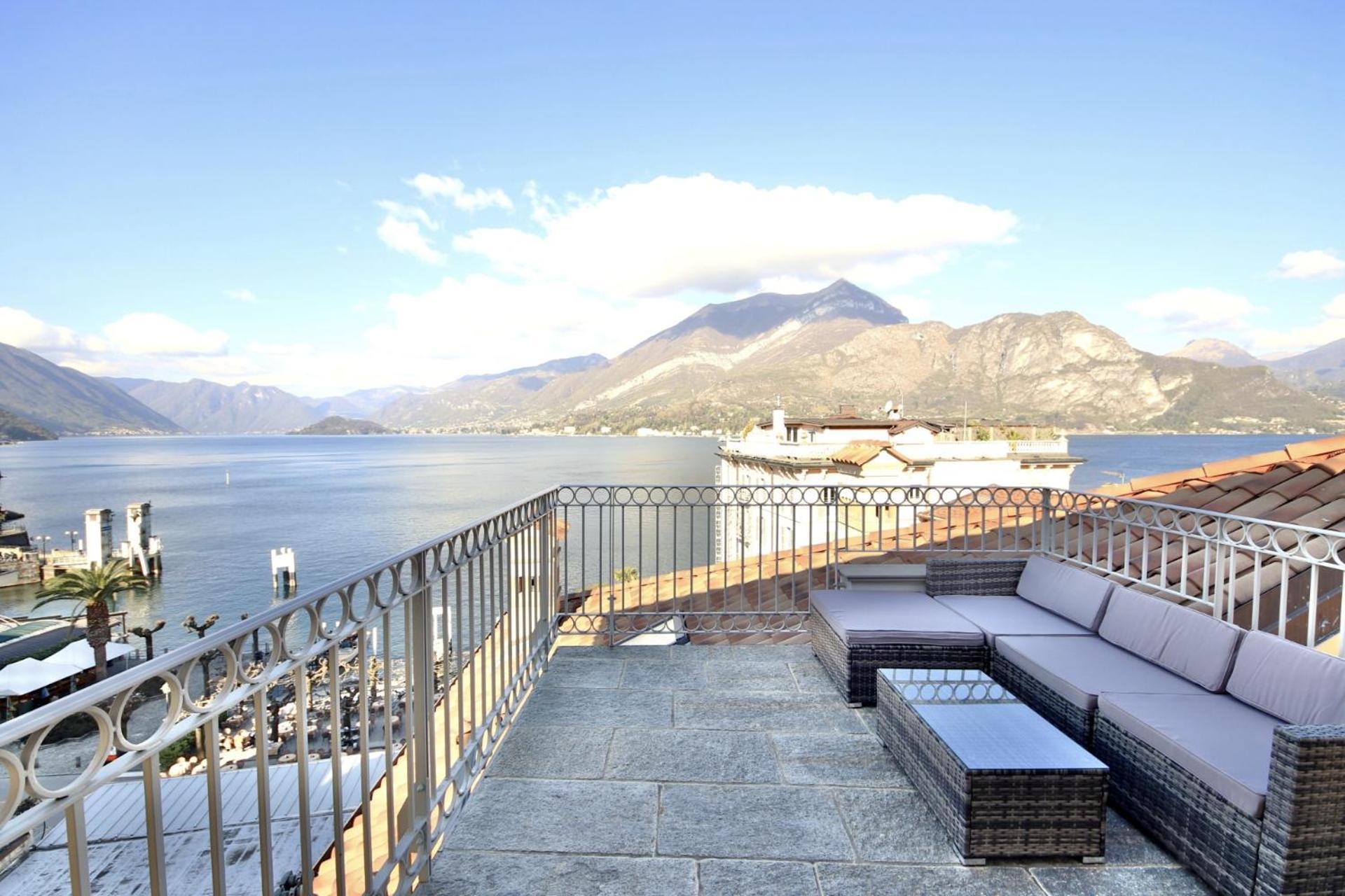 Liszt Tower by KlabHouse Apartman Bellagio Kültér fotó